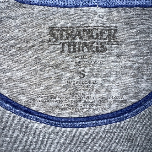 Stranger Things Long Sleeve Tissue Tee Women’s Small - Picture 3 of 3